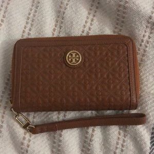 Tory Burch Phone Wallet